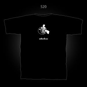 黒いTシャツ520